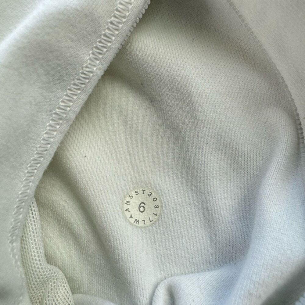 Womens Lululemon Mesh Is More Jacket - Picture 6 of 6